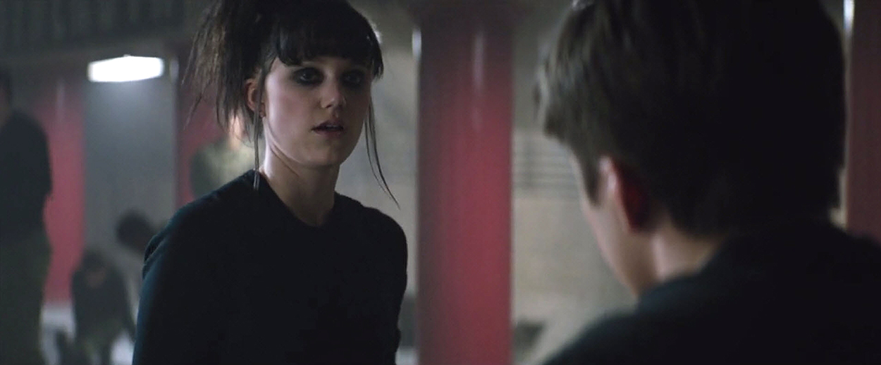 5thwave-ringer-maikamonroe-0314.jpg