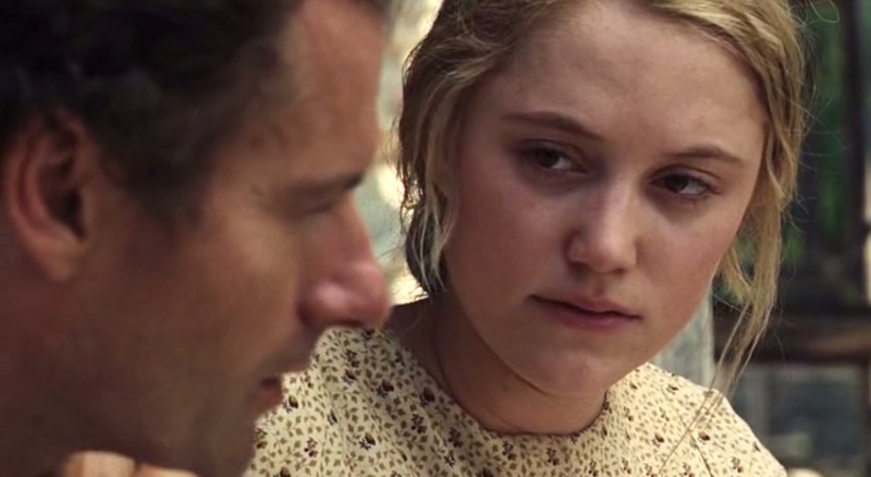 maikamonroe02826.jpg
