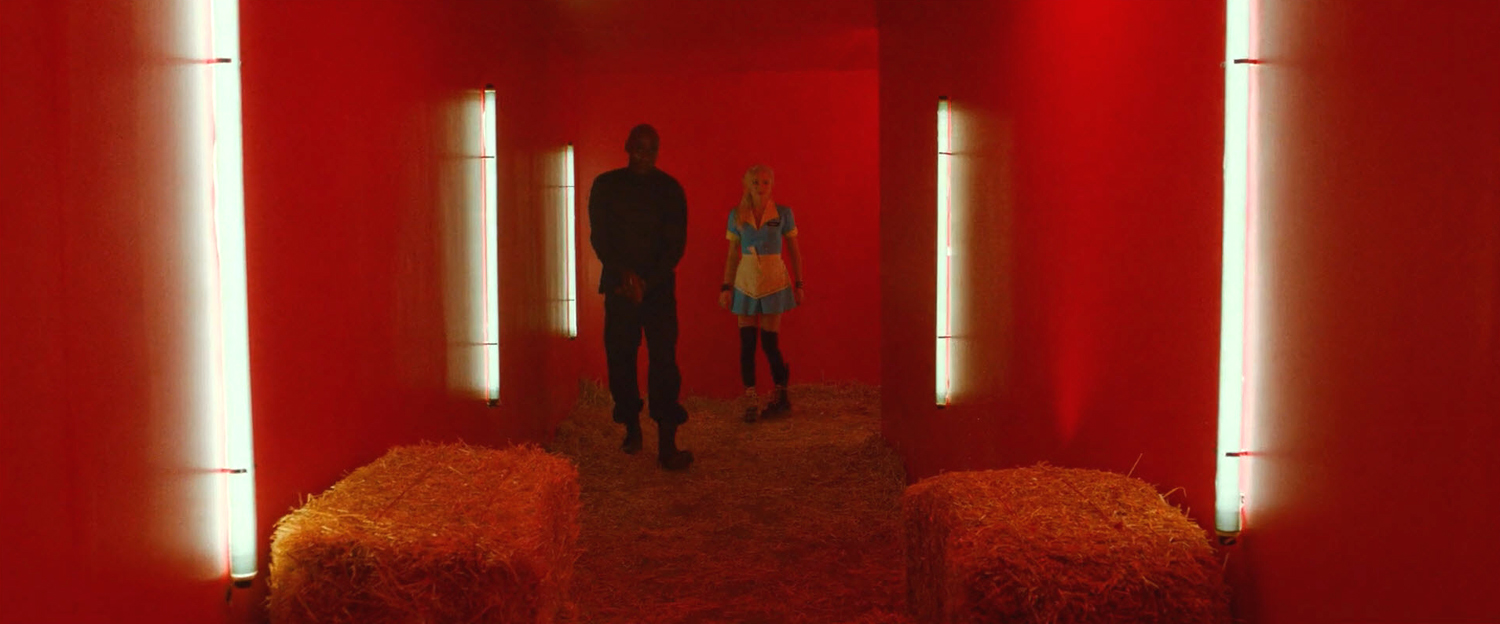 theguest-maikamonroe-05037.jpg