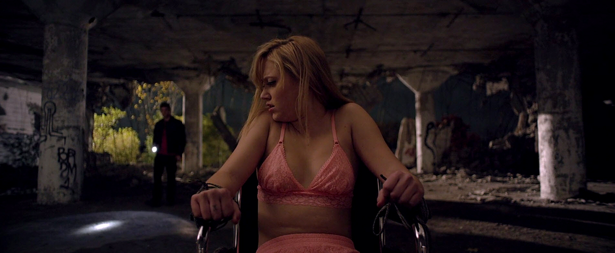 maikamonroe-itfollows01091.jpg