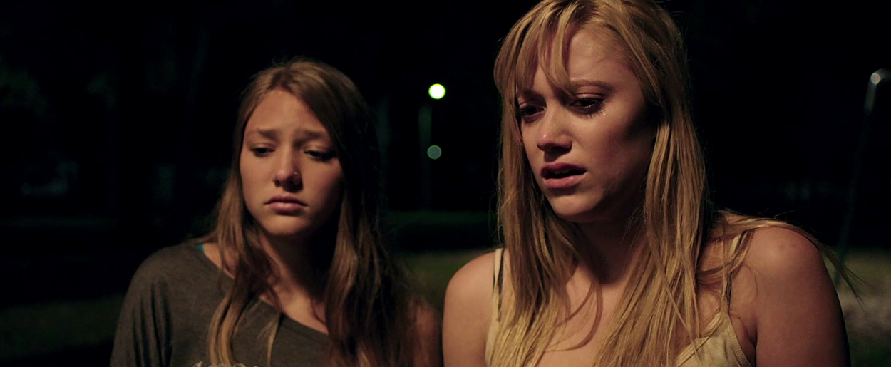 maikamonroe-itfollows02640.jpg